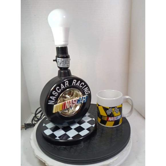 VINTAGE 1998 NASCAR Racing Lamp Tire Desk Lamp, and NASCAR Mug. No Lamp Shade - Picture 3 of 16